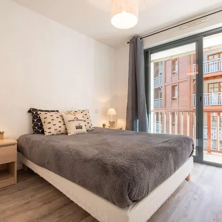 6 Pers, Centre St-lary, 2 Ch + Cabine, Garage, Balcon, Et Ascenseur - Fr-1-296-361